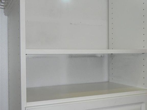 4th image of 330 E 83rd St APT Lf