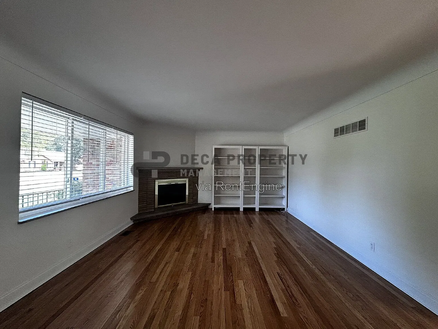 3 bed, 1.5 bath, 1706 sqft, $2,500 — Photo 2