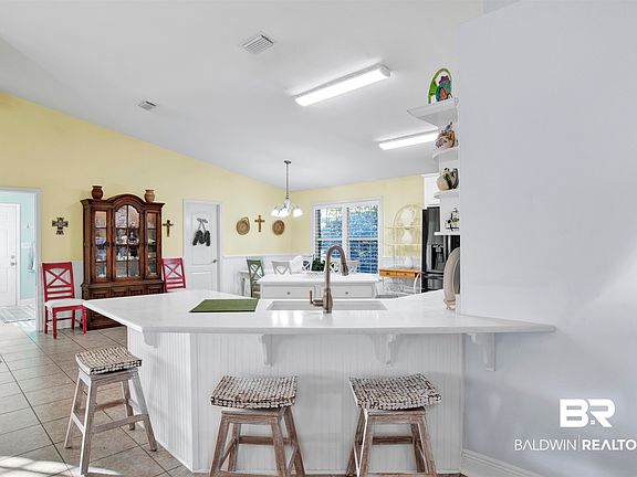 5th image of 314 Blackfriars St