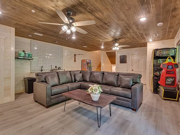 5th image of 1717 Summit View Way Lot 84