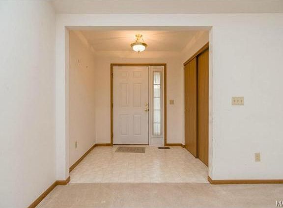 3rd image of 2417 Black Pine Ct