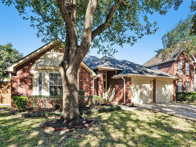 4626 Plantation Creek Dr — Photo 2