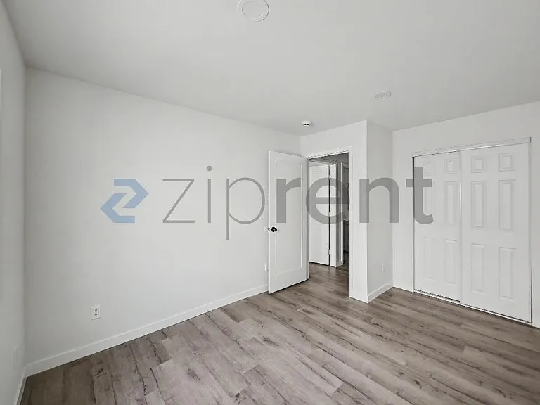 5840 Denver Ave — Photo 7