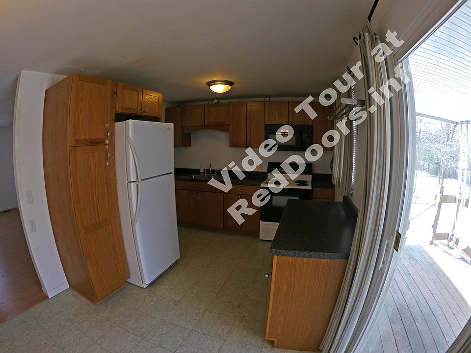Gourmet kitchen