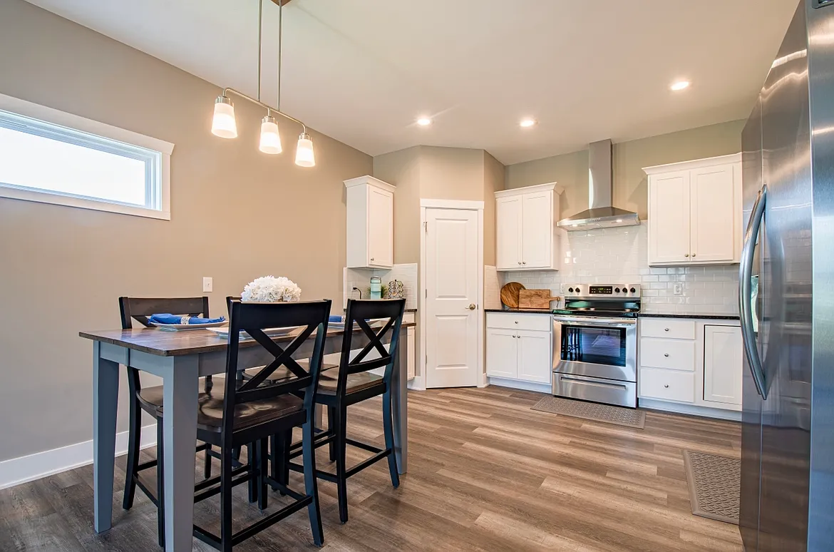 10 Percy Drive - 1 — Photo 3