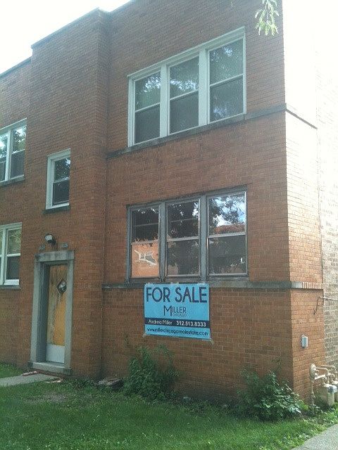 2nd image of 6536 N Seeley Ave #1N