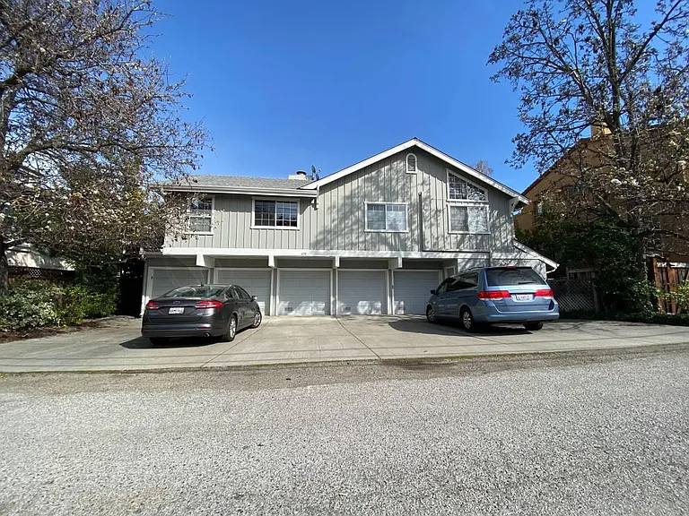 470 Gabilan St #3 — Photo 24