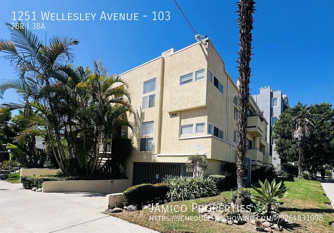 2 bed, 2.5 bath, $3,600 — Photo 1