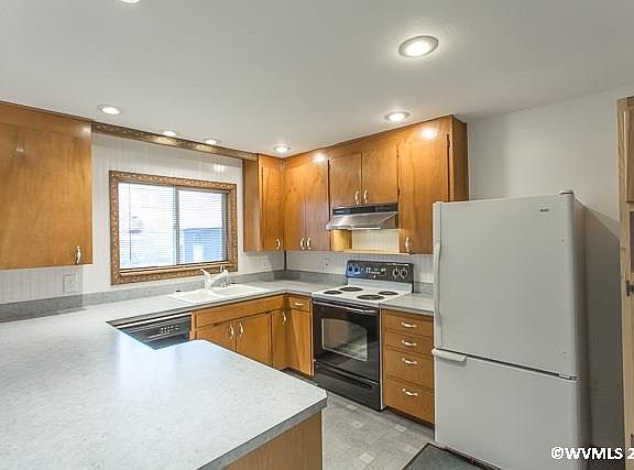 2nd image of 4710 San Felicia Ave SE