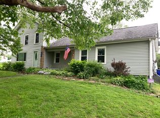 3090 Brady Lake Rd, Ravenna, OH 44266