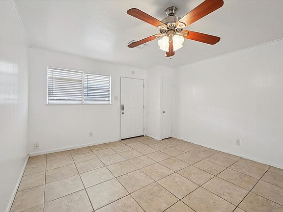 3rd image of 303 Hardy Ave