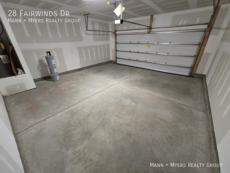 28 Fairwinds Dr — Photo 9