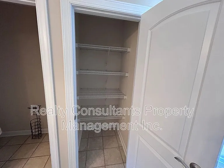 4540 Pebble Lake Dr — Photo 62