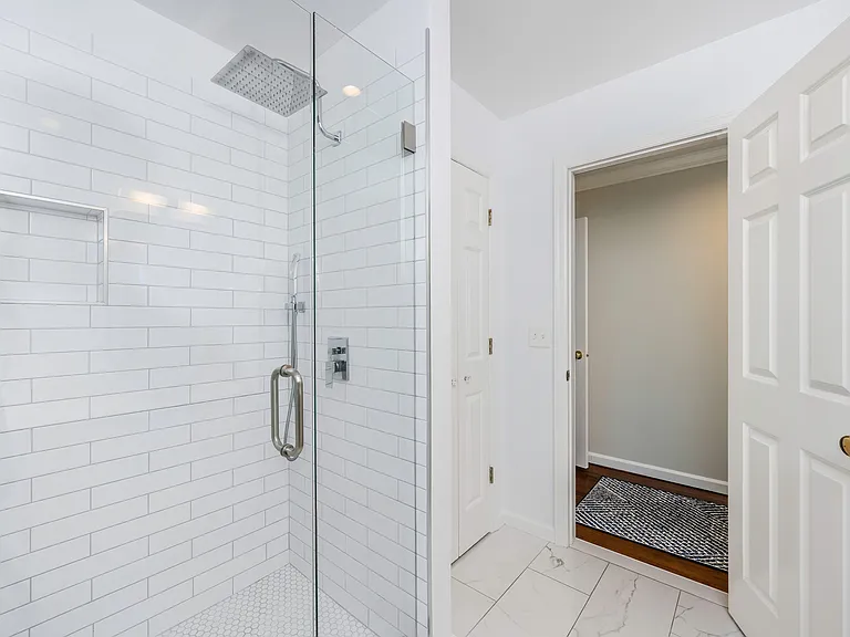 322 Noroton Ave — Photo 19