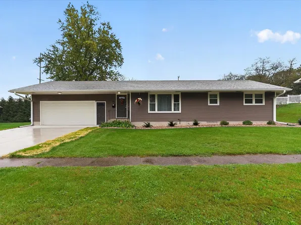 307 South Ave, Edgerton, WI 53534