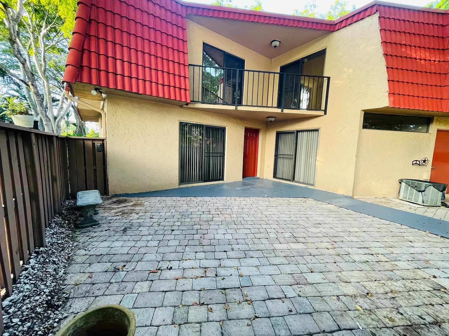 2 bed, 1302 sqft, $2,650 — Photo 1