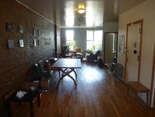 Rented by Garfield Realty  | media 37