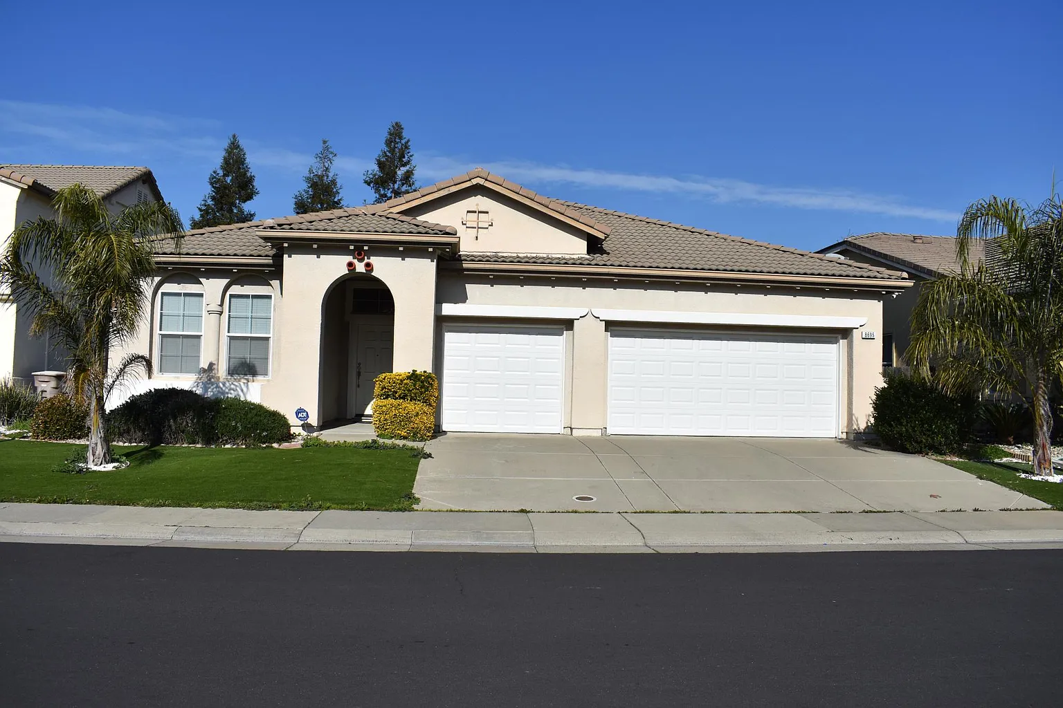 8695 Adamstown Way photo 1