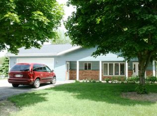 2650 Springdale Rd, Brookfield, WI 53045