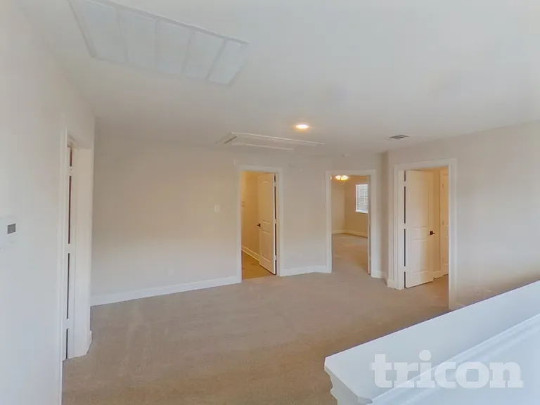 1106 Bullock Dr — Photo 24