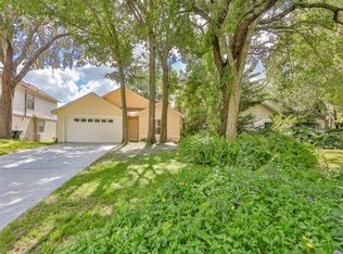 4821 Old Oak Tree Ct, Orlando, FL 32808