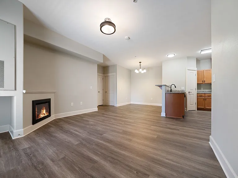 Webster Ridge Apartments — Photo 40