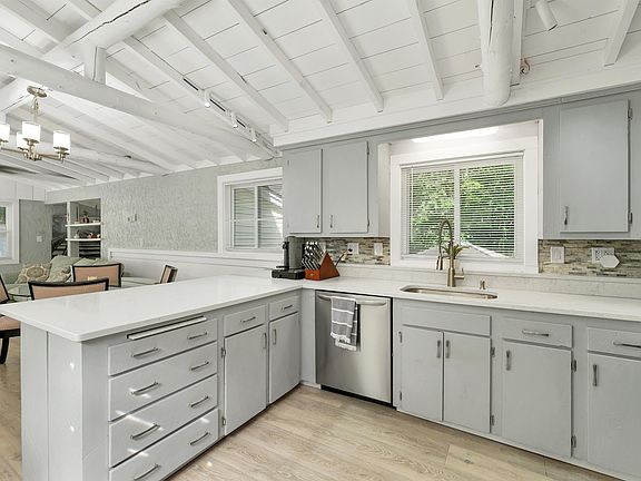 3rd image of 31 Ministerial Road
