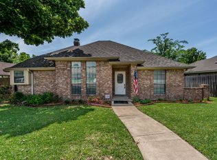 4622 Elderberry Dr, Garland, TX 75043