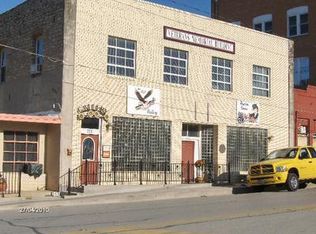 111 S Austin St, Comanche, TX 76442