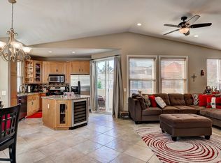 7915 E Monte Carlo Ave, Anaheim, CA 92808
