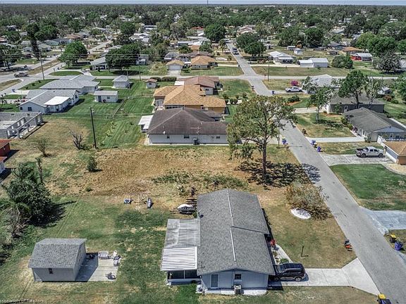 3rd image of 228 Robin Ave