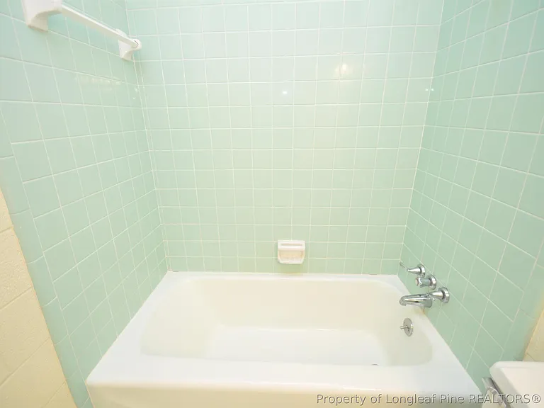 1426 Old Trinity Cir #11 — Photo 15