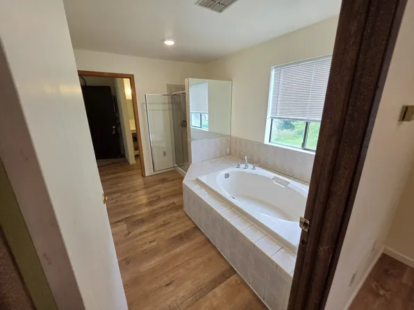 45 S McKinley St #201, Priest River, ID 83856