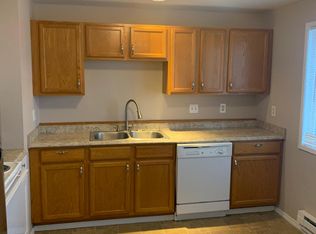 3302 S Cushman Ave APT 6, Tacoma, WA 98418