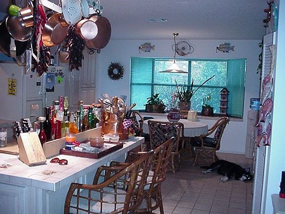 4th image of 111 Indian Bayou Dr