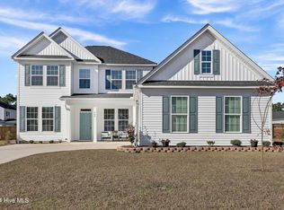 408 Gooseneck Ln, Sneads Ferry, NC 28460