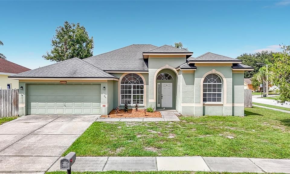 1st image of 28829 WINDOVER STREET