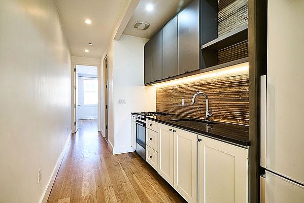 1st image of 87 Montrose Ave #2B