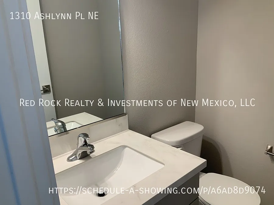 Luxury 3BR/2.5BTH Townhome in Rio Rancho! — Photo 4