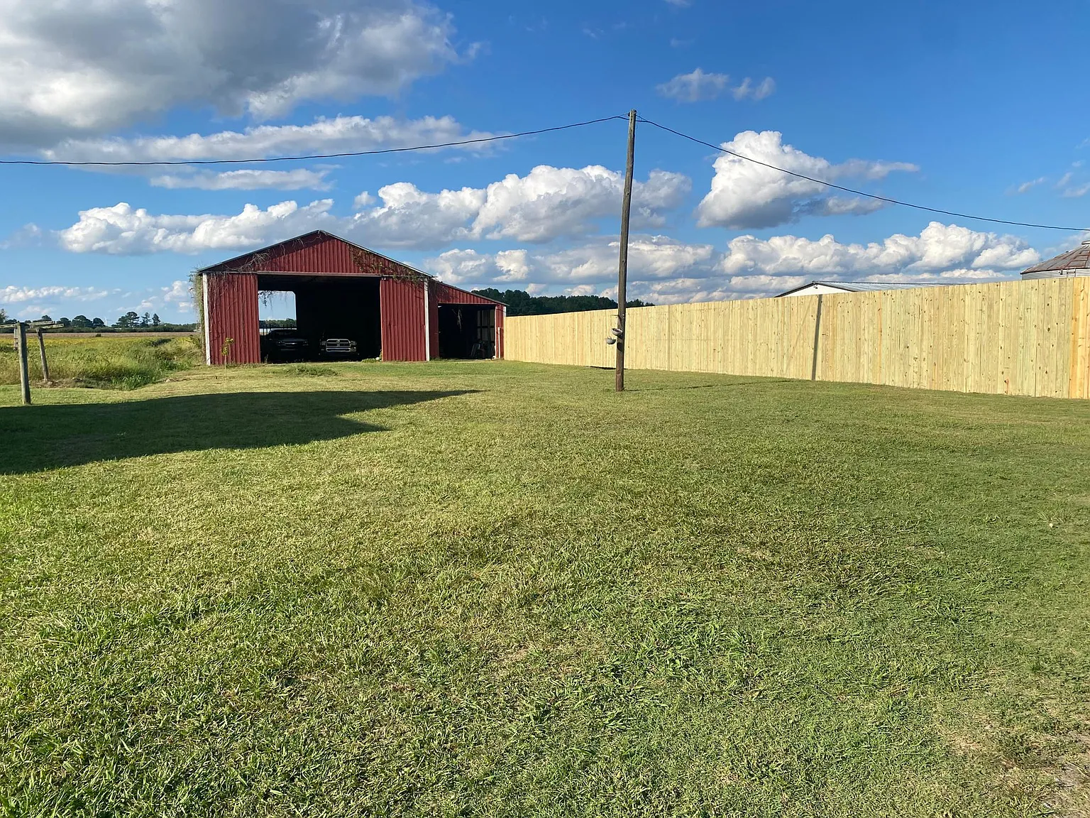 3 bed, 1296 sqft, $2,300 — Photo 4