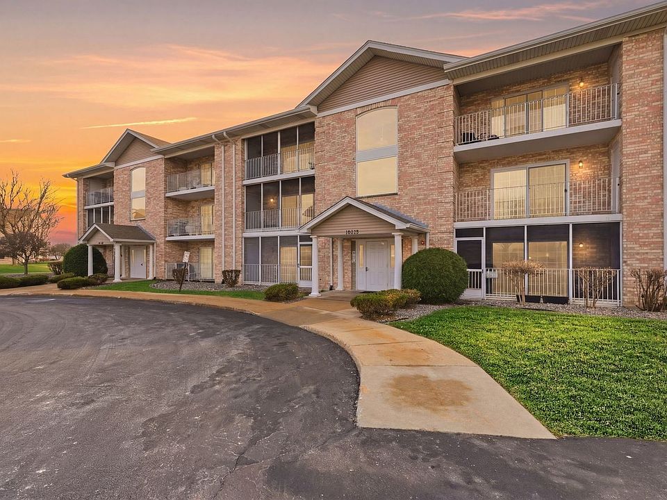1st image of 16032 Crystal Creek Dr APT 1A
