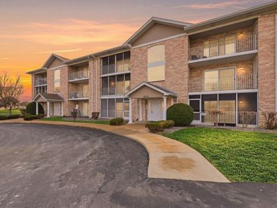16032 Crystal Creek Dr APT 1A, Orland Park, IL, 60462