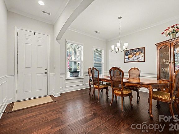 5th image of 1033 Moonlight Mist Rd