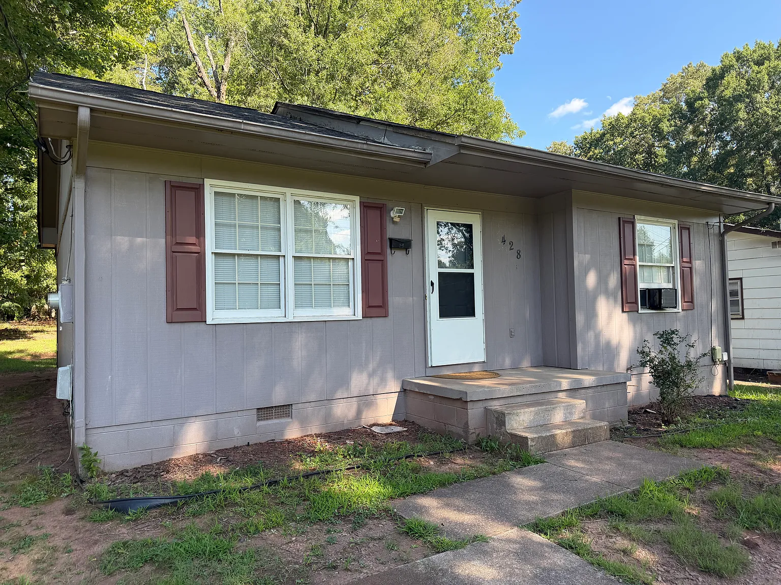 2 bed, 856 sqft, $1,100 — Photo 2