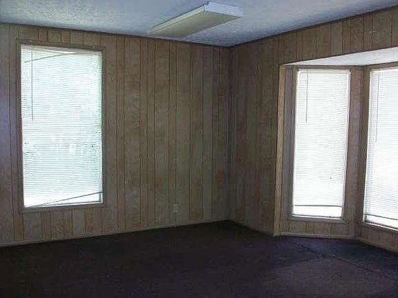 4th image of 301 McKinney St