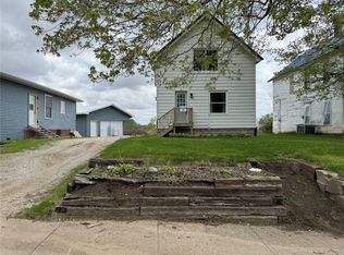 1609 11th Ave, Belle Plaine, IA 52208