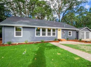 383 SW River Dr, Dallas, OR 97338