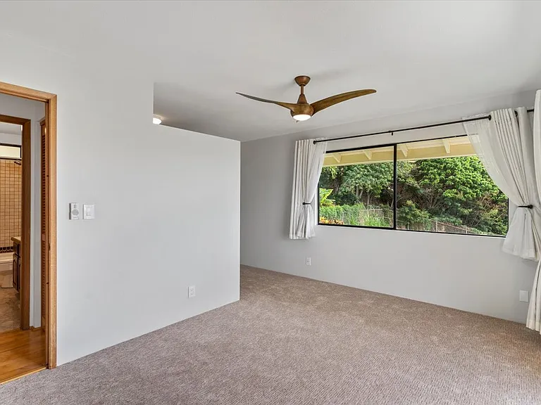 560 Kuikahi Dr — Photo 36