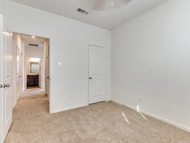 6536 Trident Ct — Photo 5