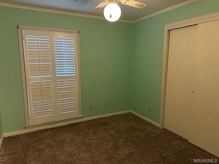 817 Dumont Dr — Photo 10